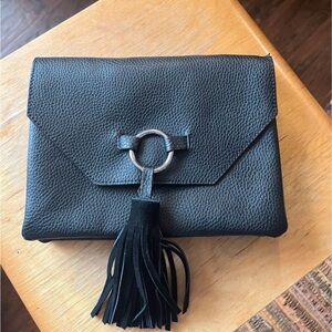 Street level black clutch w/tassel